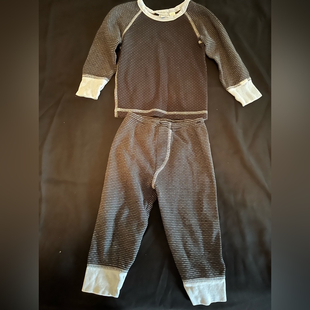 Great Pair of Coccoli pajama’s.